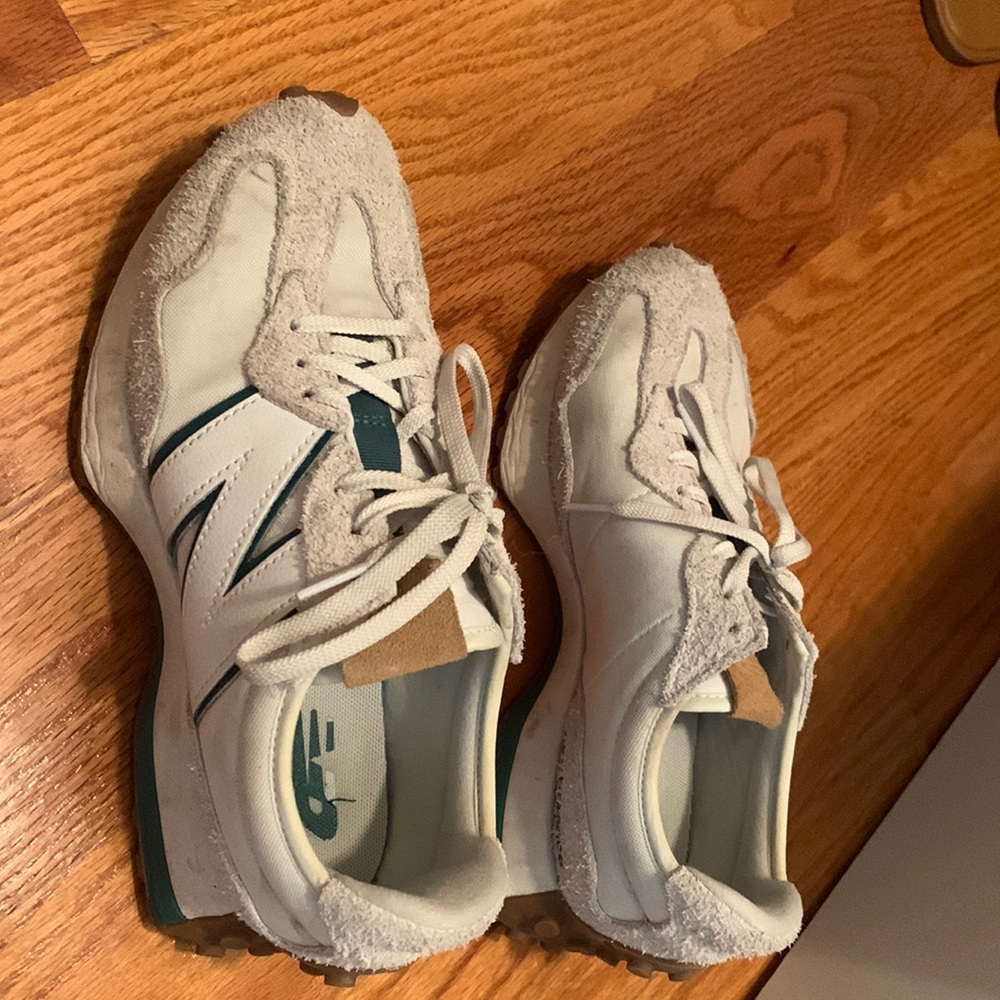 New balance walking sneaker